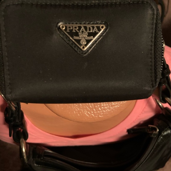 Prada nylon bag with matching wallet - Picture 5 of 8